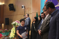 مراسم تکریم معلمان، حافظان، خادمان و خیرین قرآن - محلات/عکاس:زهرا بهرامی