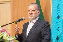 مراسم تکریم معلمان، حافظان، خادمان و خیرین قرآن - محلات/عکاس:زهرا بهرامی