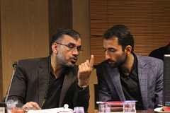 نشست هم‌اندیشی قرآنیان اراک/عکاس:زهرا بهرامی