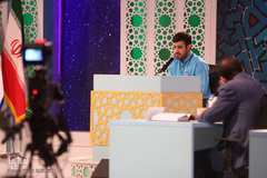 رقابت متسابقان رشته حفظ ۱۰ جزء، ۲۰ جزء و ترتیل مسابقات سراسری قرآن - اراک/عکاس:طاها نظیری