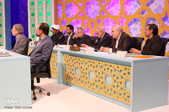 رقابت متسابقان رشته حفظ ۱۰ جزء، ۲۰ جزء و ترتیل مسابقات سراسری قرآن - اراک/عکاس:طاها نظیری