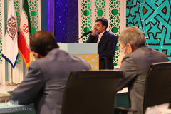 رقابت متسابقان رشته حفظ ۱۰ جزء، ۲۰ جزء و ترتیل مسابقات سراسری قرآن - اراک/عکاس:طاها نظیری