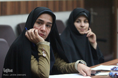 روشن خبرنگار خبرگزاری ایکنا مرکزی/عکاس:زهرا بهرامی