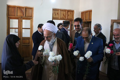 گلباران بیت امام راحل در خمین