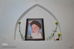 گلباران حجره طلبگی امام خمینی(ره) در اراک