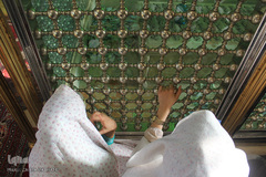 غبارروبی مقبره اویس زمان، آیت‌الله العظمی آقانورالدین عراقی در اراک