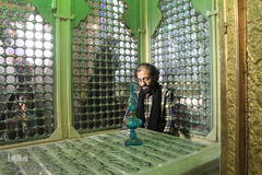 غبارروبی مقبره اویس زمان، آیت‌الله العظمی آقانورالدین عراقی در اراک