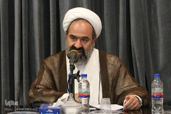 حجت‌الاسلام و المسلمین عباس دانشی مدیرکل فرهنگ و ارشاد اسلامی استان مرکزی  در نشست خبری