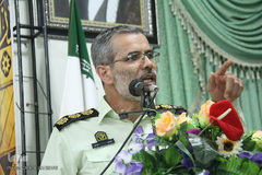 سرهنگ مهدی حسنی، معاون هماهنگ‌کننده فرماندهی انتظامی استان مرکزی در همایش طلایه‌داران محرم