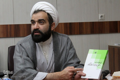 حجت الاسلام محمود مرادی معاون پژوهشی حوزه علمیه استان