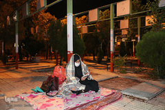 احیای شب بیست‌و‌یکم، گلزار شهدا