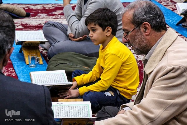 محفل ماهیانه قرآنیان اراک‎