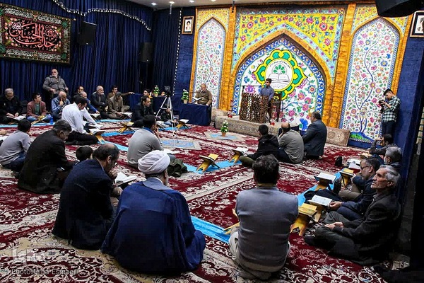 محفل ماهیانه قرآنیان اراک‎