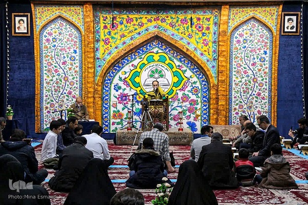 محفل ماهیانه قرآنیان اراک‎