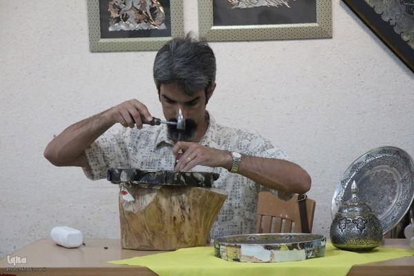 بازدید استاندار مرکزی از نمایشگاه قرآن