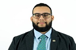 Faslı Müslüman İngiliz tarihinin en genç belediye başkanı seçildi