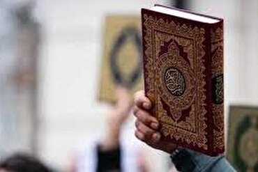 ABD’li siyasetçi Kur’an yakıp Müslümanlara hakaretler yağdırdı