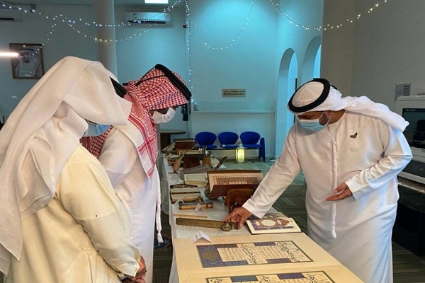 阿联酋沙迦展览展出40副《古兰经》手稿